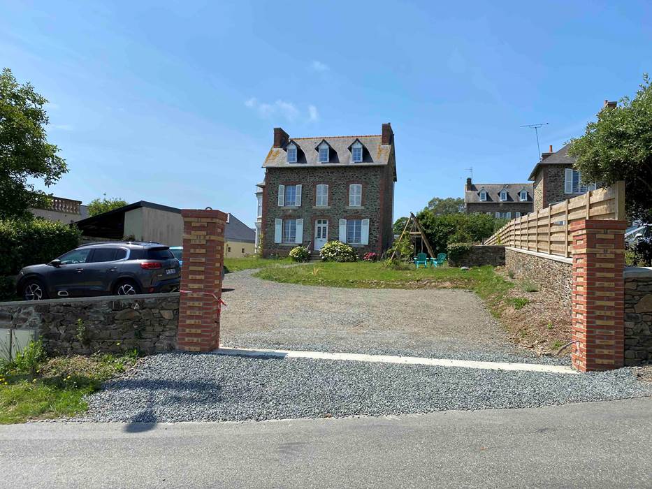 La Korrigane_Binic Etables sur mer_ Chambre d'hote_Villa Legris entree