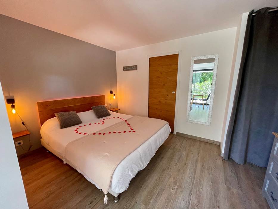 chambre-love-amoureux-Dordogne