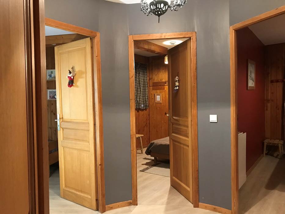 rotonde déservant 4 chambres en bas (5)