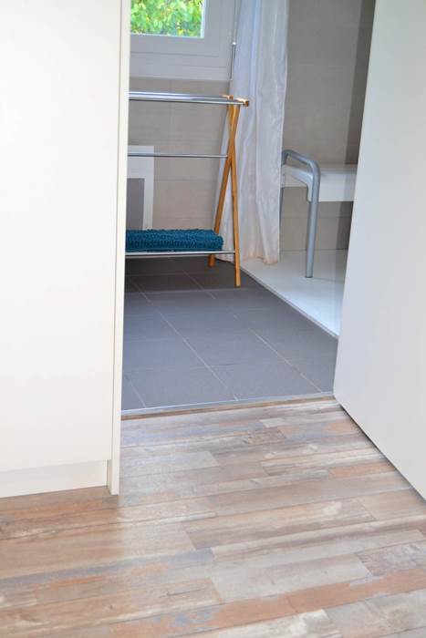 Résidence des 3 iles_Etables-sur-mer_Ouessant_Seuil salle d'eau PMR