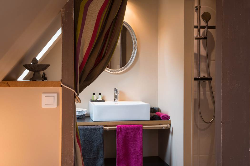 Salle d'eau - Chambre CASTANG (1er étage)