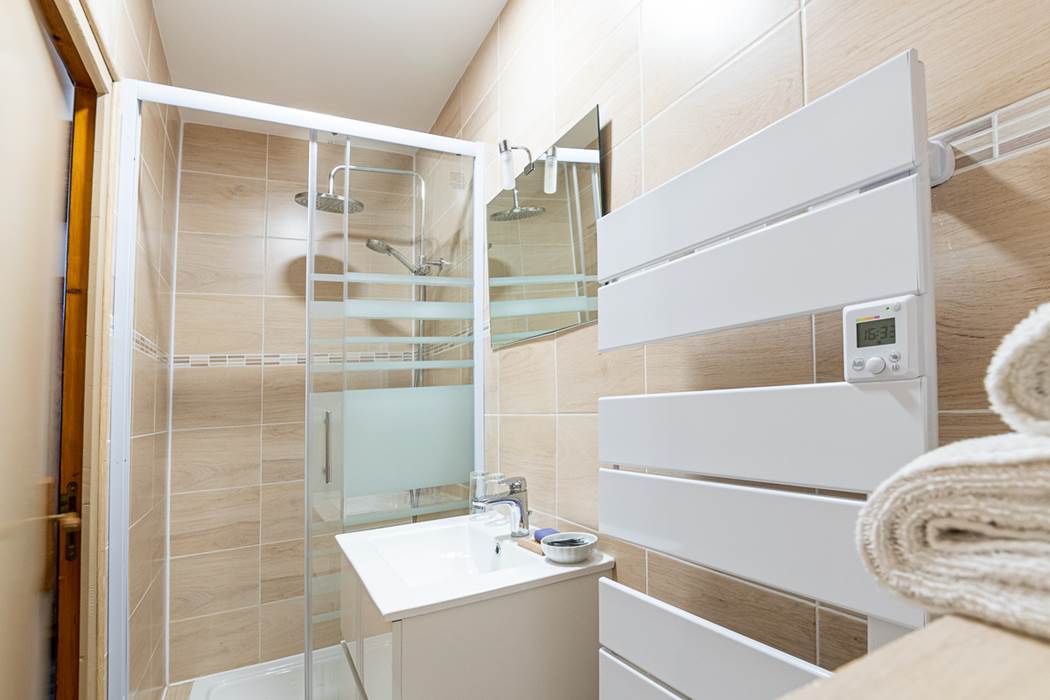 FermedelaRecette-ChambreEte-Salle d eau