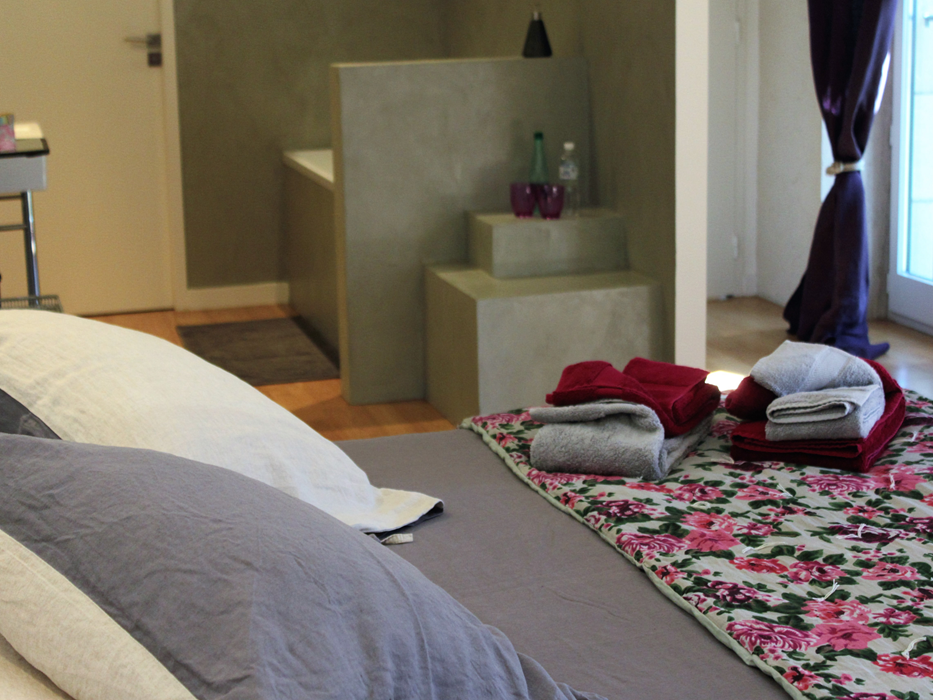 La chambre "Léa" équipée baignoire