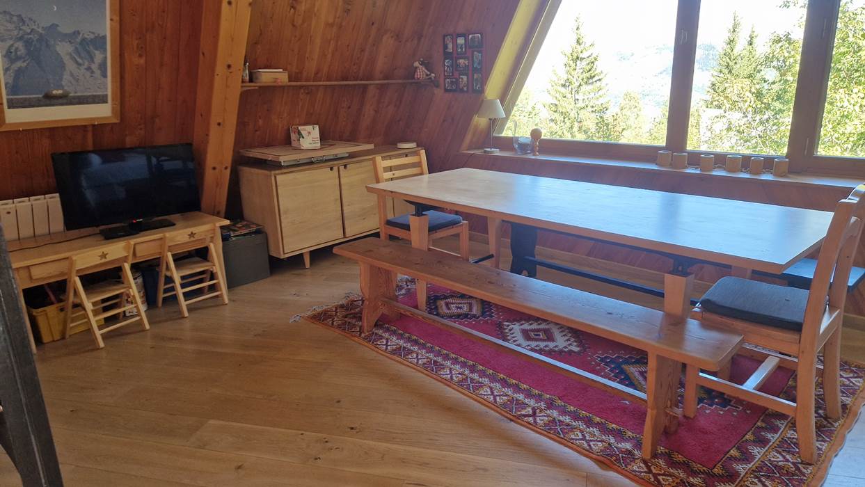 TABLE COIN JEUX ET DETENTE