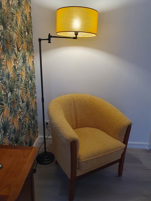 fauteuil lampe 2