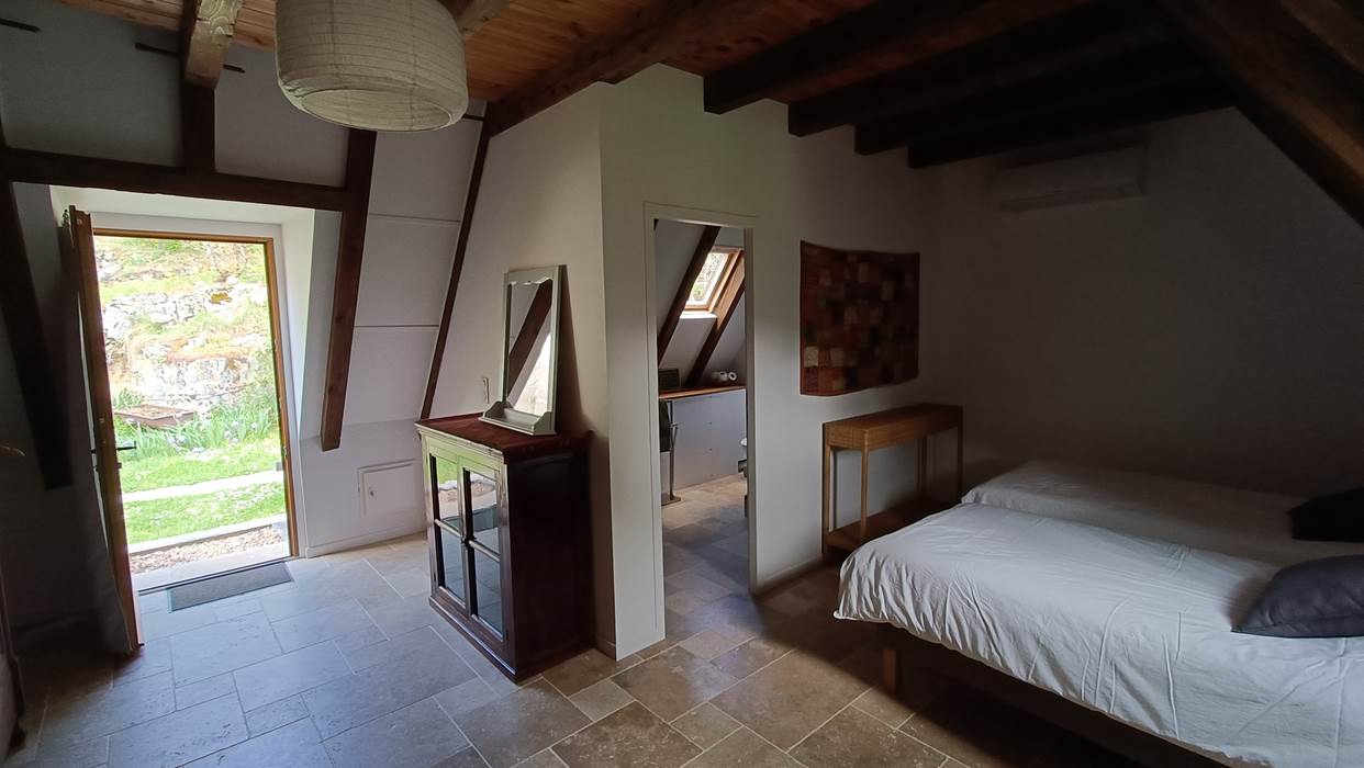Chambre d'hôte familiale 2 à 4 personnes grand gite Espagnac Ste Eulalie