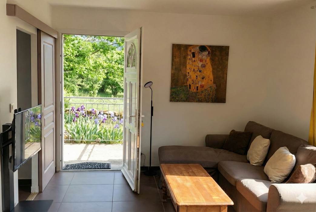 ombrebleuedufiguier-gîte-tournesols- salon - Grande