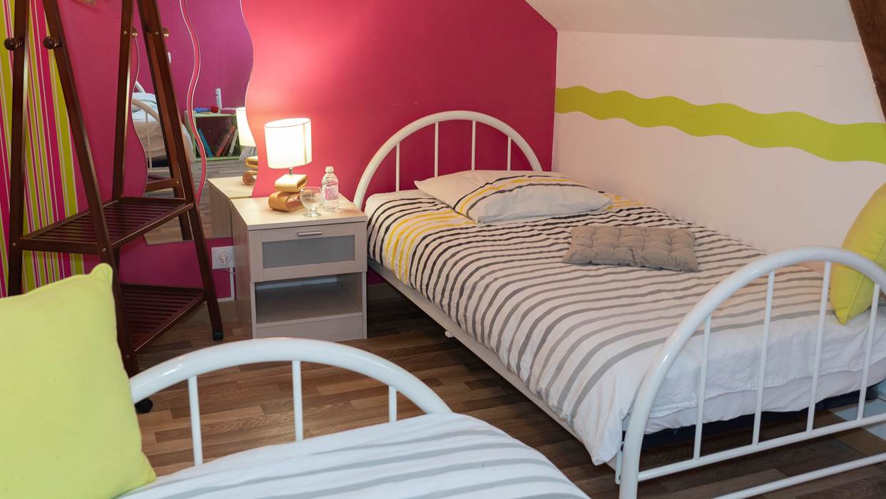 chambre des enfants - 2 lits simples -  suite familiale