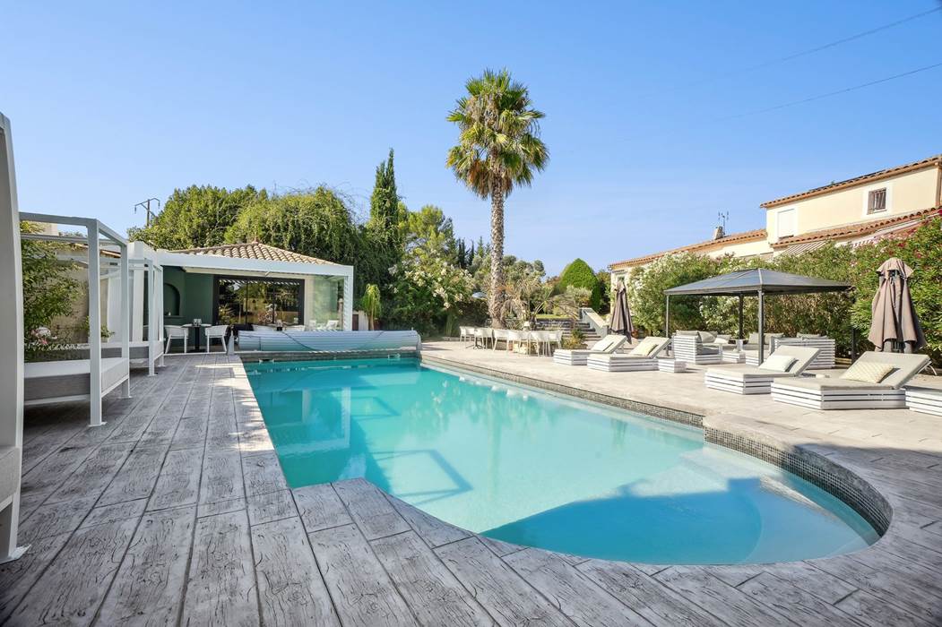 CASADINA.PERGOLA.PURAVIDA.RESTAURANT.SOMMIERES