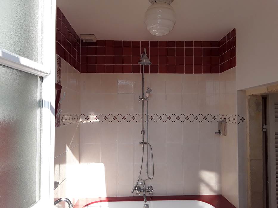 la baignoire avec vue sur la cour
