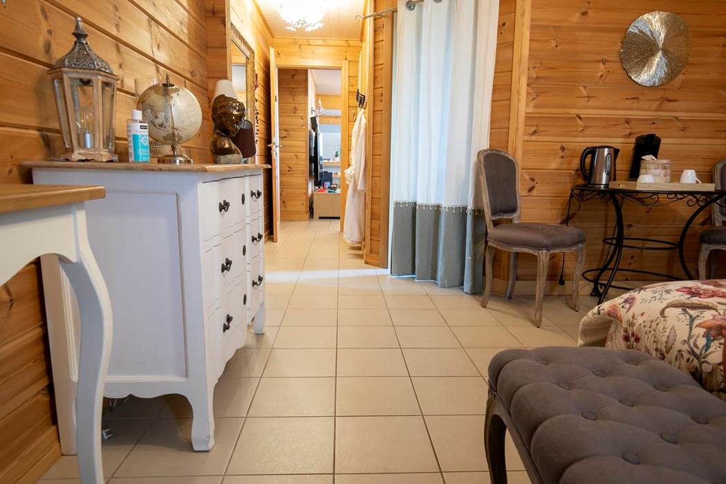 Chambre au rez-de-chaussée,  Chambres d'hôtes piscine  Chambres d'hôtes , Sancerre