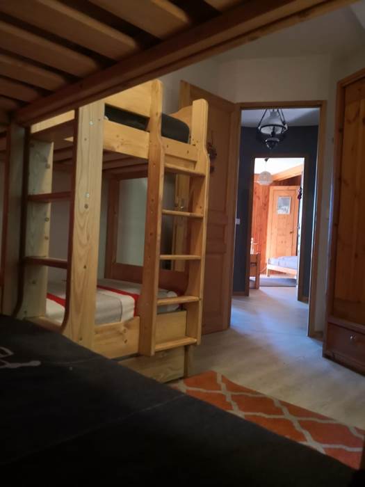 chambre 2 lits supperposés et 1 lit gigogne (2)