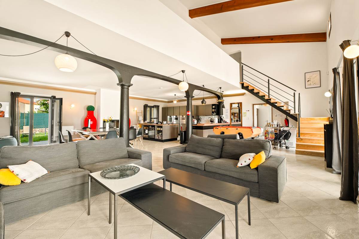 Grand salon vue mer, Corsica-gallery