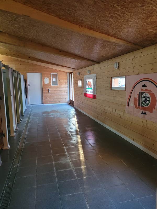 20230418_200736-gallery