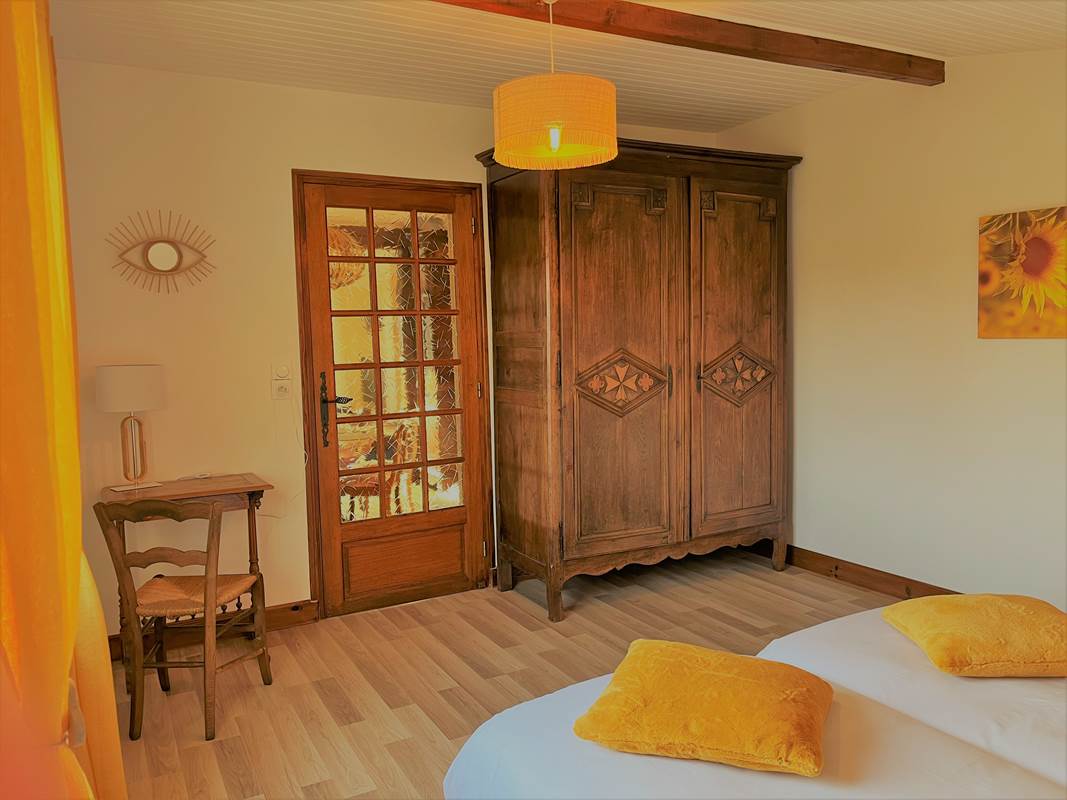 Gîte du Lapin Bleu Chambre Tournesol