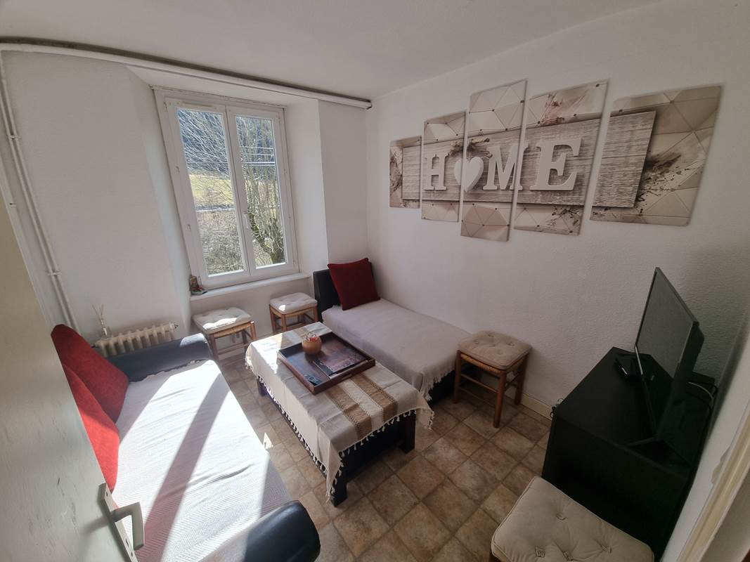 SALON DES HOTES-gallery