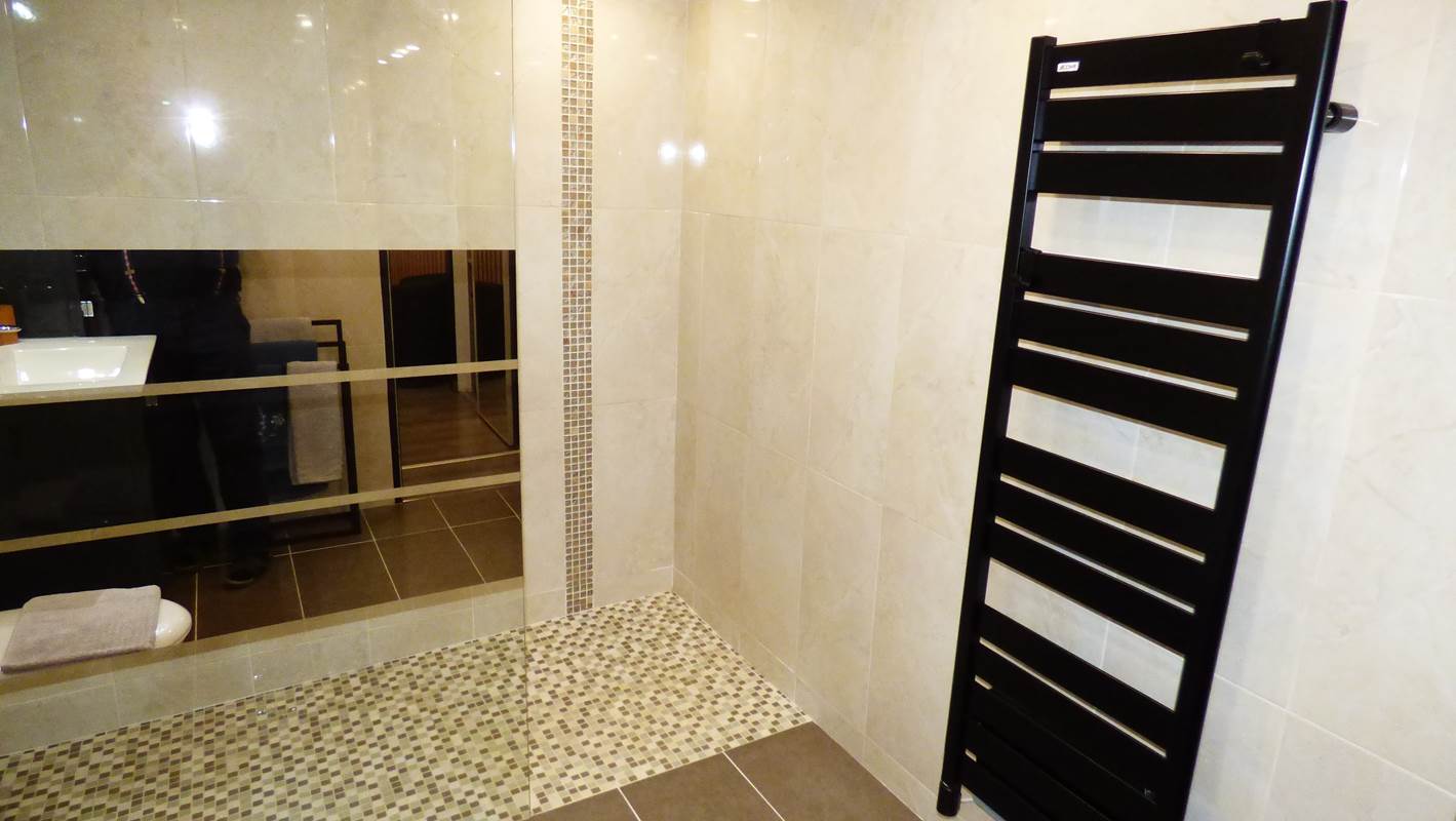 Radiateur SDB Chambre Emmanuelle-gallery