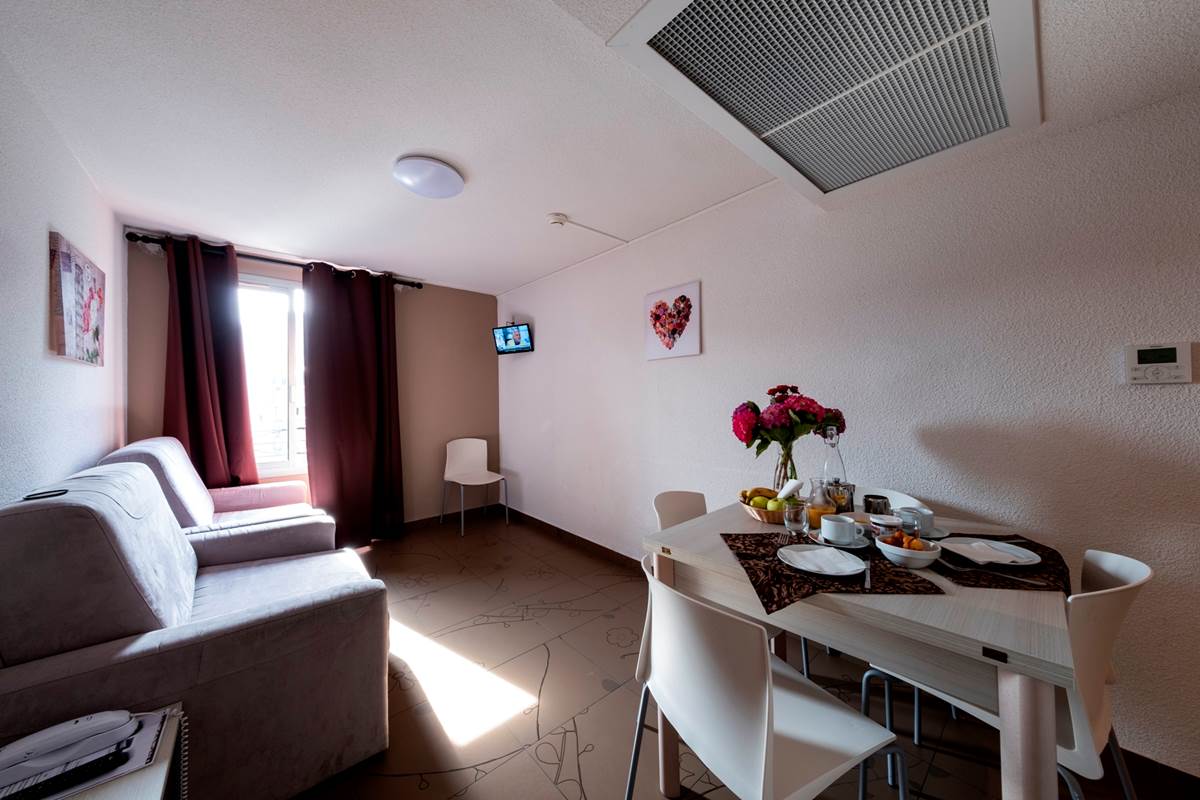 Le sejour et cuisine pour 4 personnes-gallery