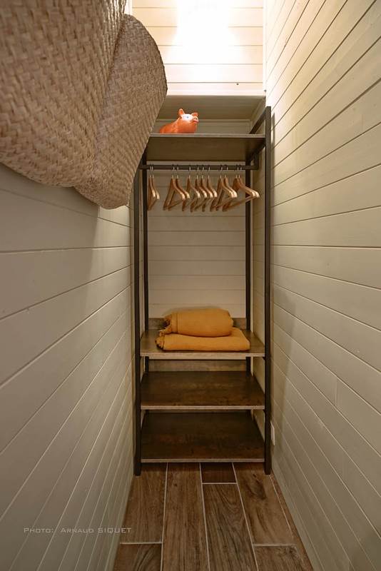 ®GitesLaFermeduParc_dressingroom-gallery