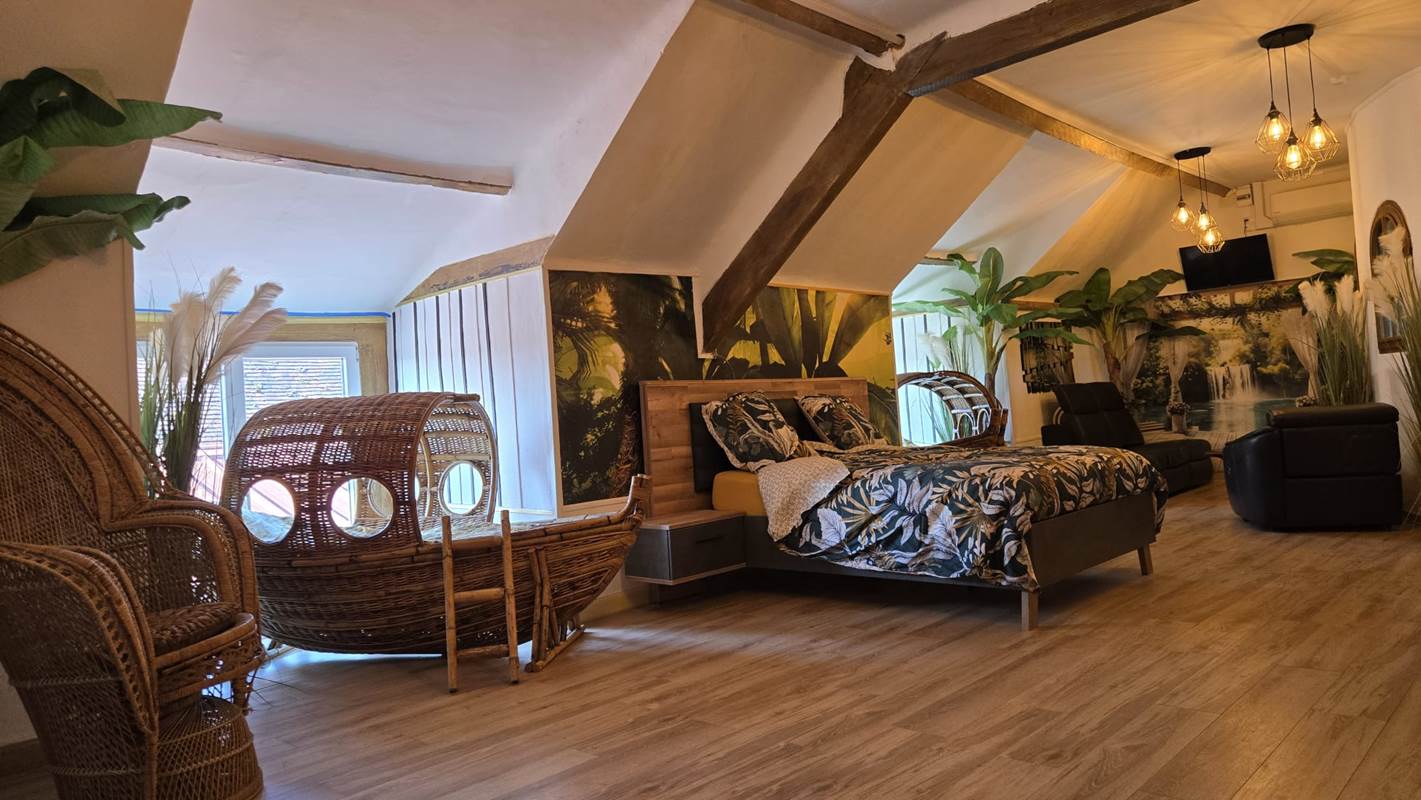 WhatsApp Image 2025-11-14 at 10.55.15 (4)-gallery