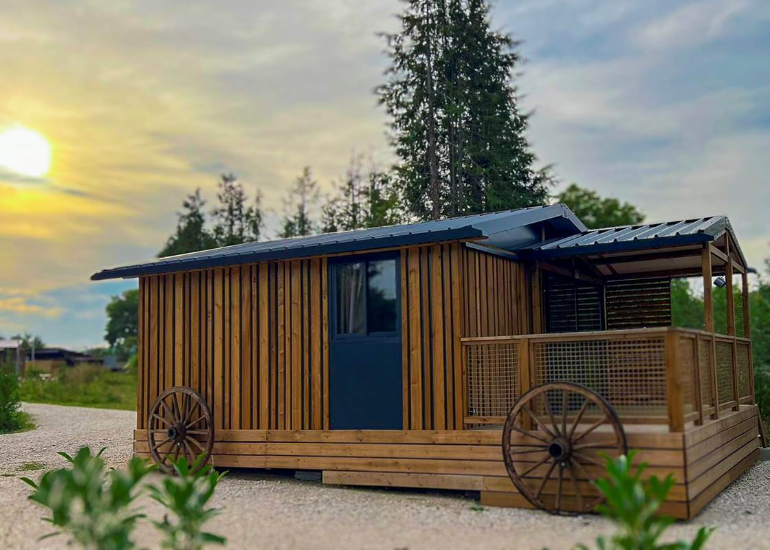 3cc8505e-1c36-4fb7-84de-4276955f4bc5-2-gallery