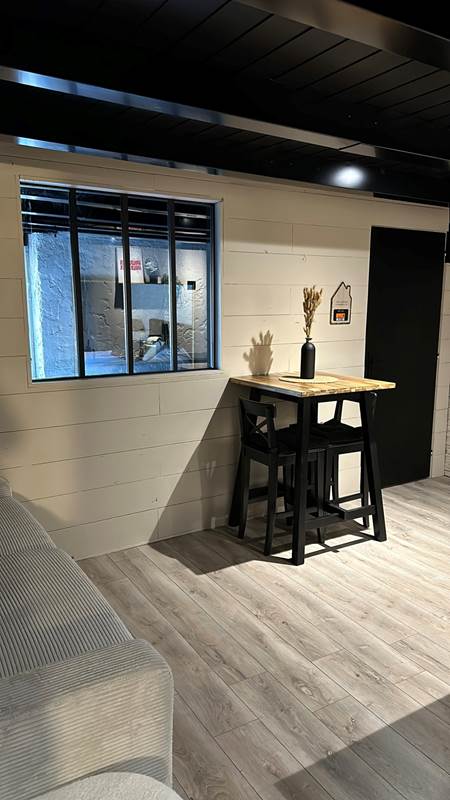 EBEDF4C5-06F7-4455-9340-966AF44BA82A-gallery