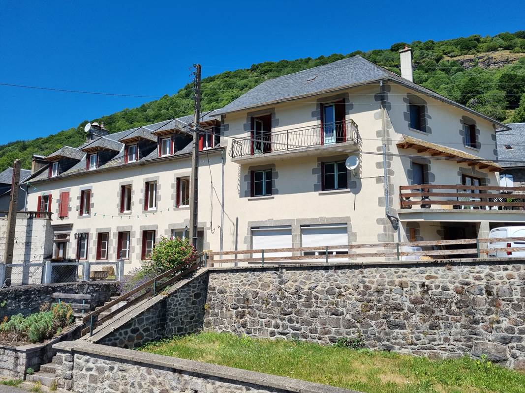 Au Coeur Du Volcantal-gallery