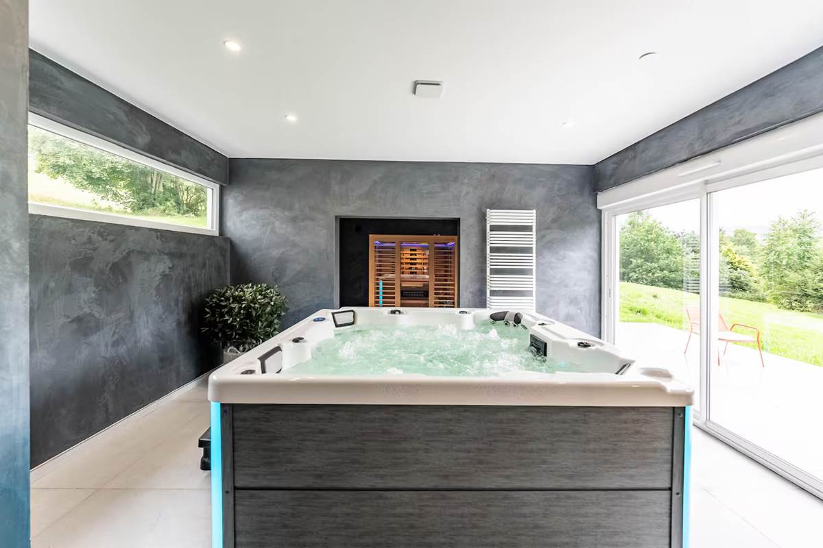 480f38ab-0c21-4e95-a3f8-74257a5ef050-gallery