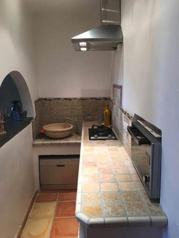 208744513-gallery