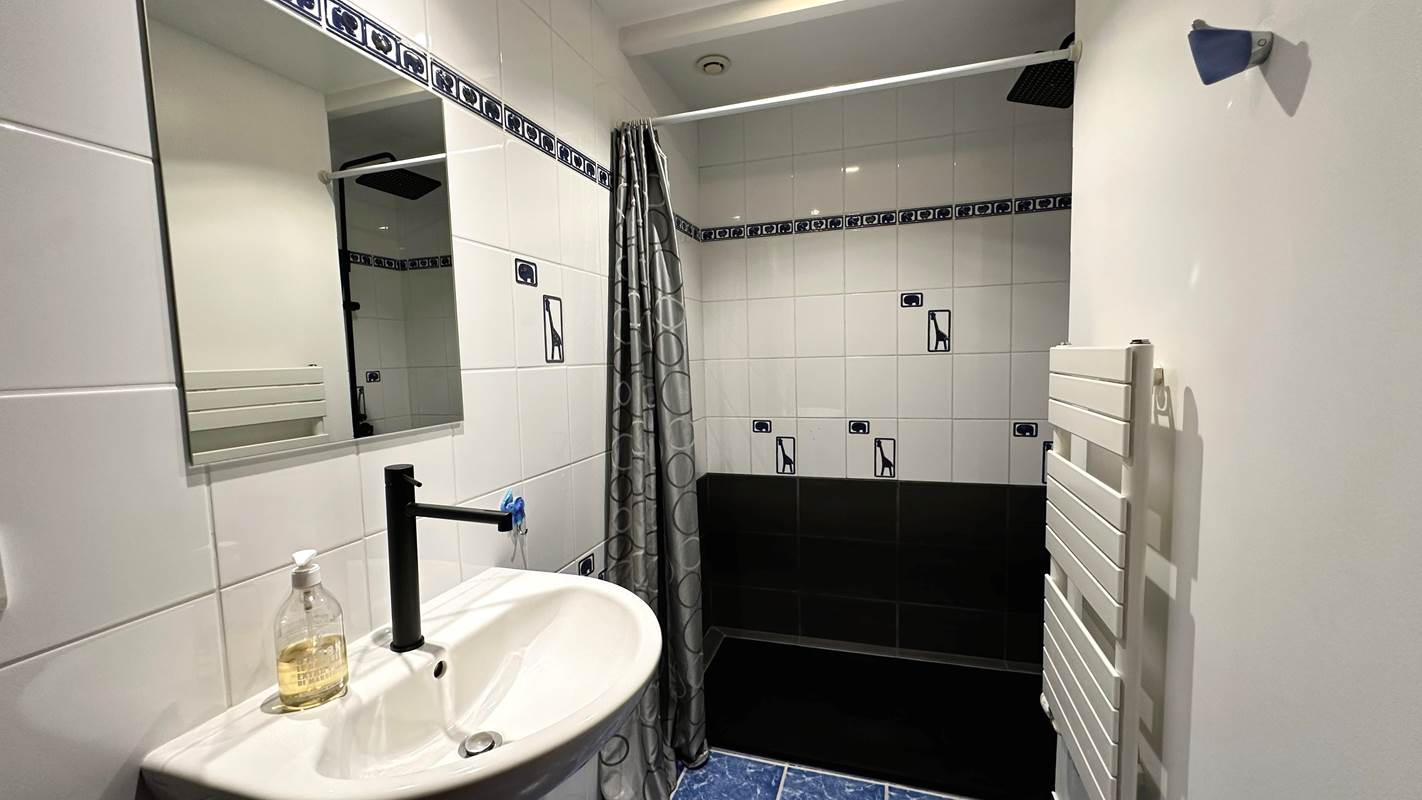 salle douche africaine