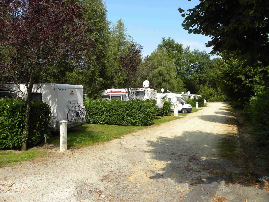 Camping de la Lande à Nexon en Limousin-gallery