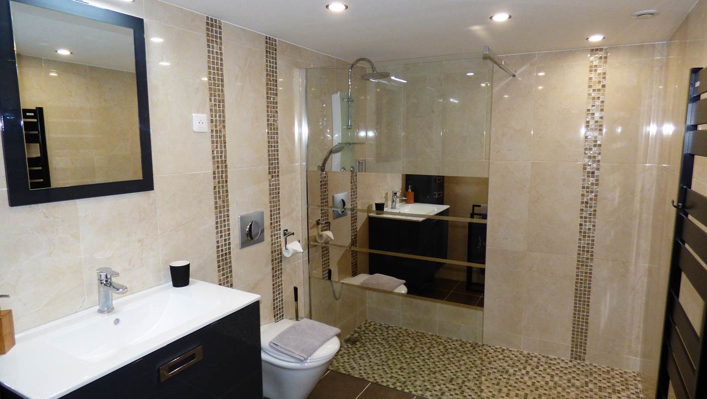 SDB WC suspendu chambre Emmanuelle-gallery