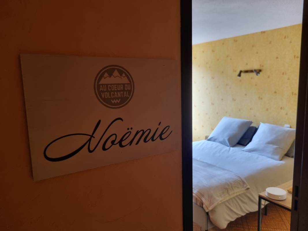 Au Coeur Du Volcantal Chambre Noëmie (5)-gallery