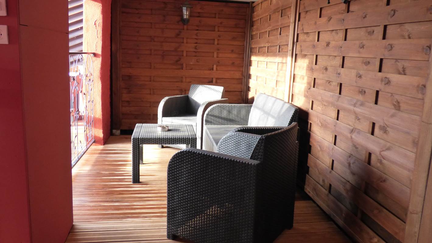 Terrasse couverte chambre Emmanuelle-gallery