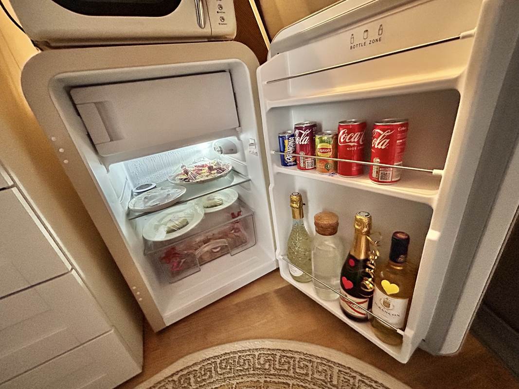 Frgidaire avec possibilité de repas-gallery