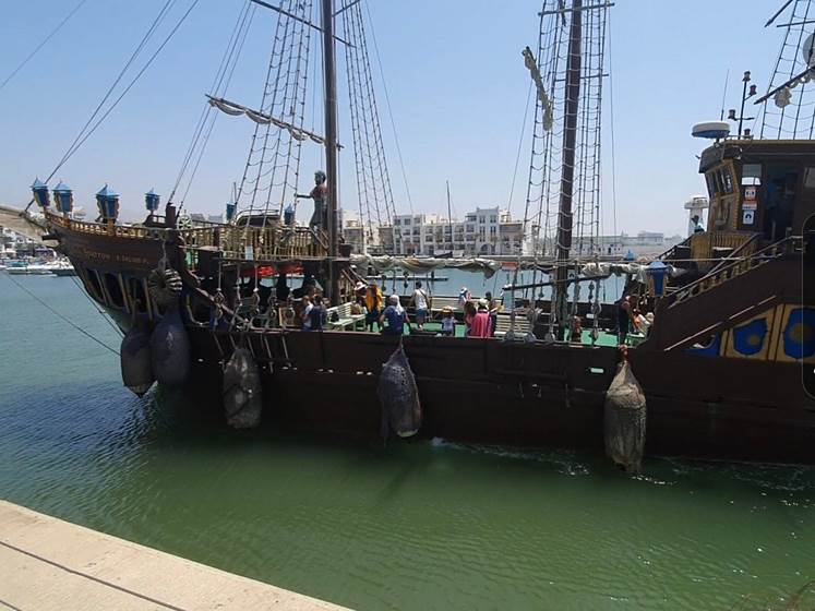 BATEAUPIRATEAGADIR-BATEAUJACKSPARROW