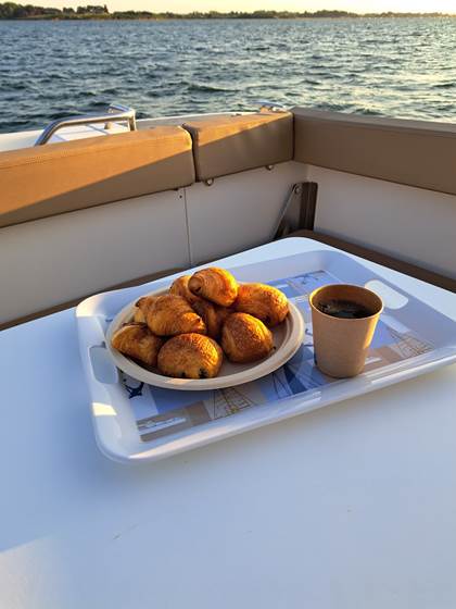 merzen croisière privative sur le golfe du morbihan petit dejeuner lever de soleil 2