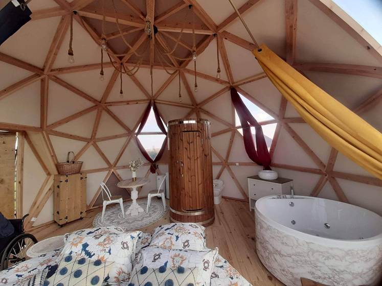 Insolite à côté de Sancerre avec spa