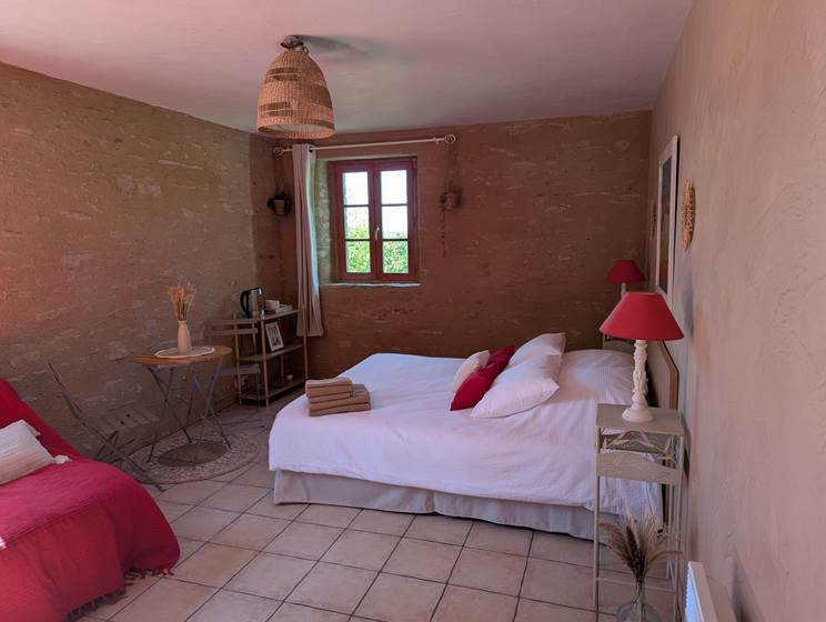 Chambre d'hôtes champêtre - Aveyron - Vue d'ensemble côté porte