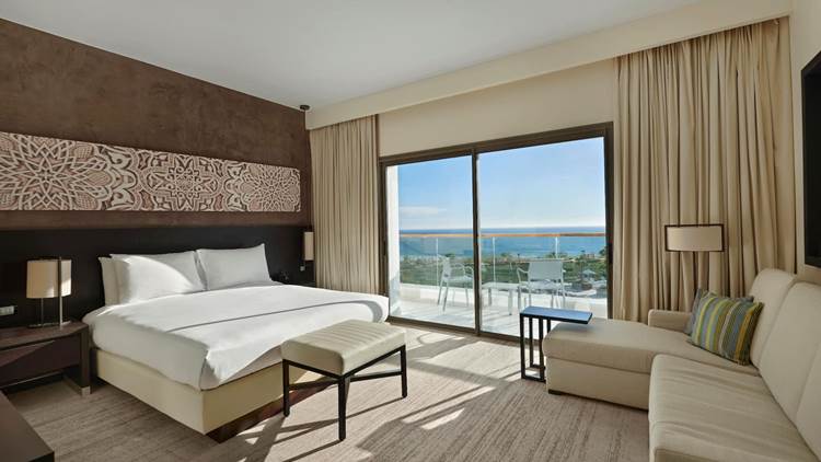 HYATT 11