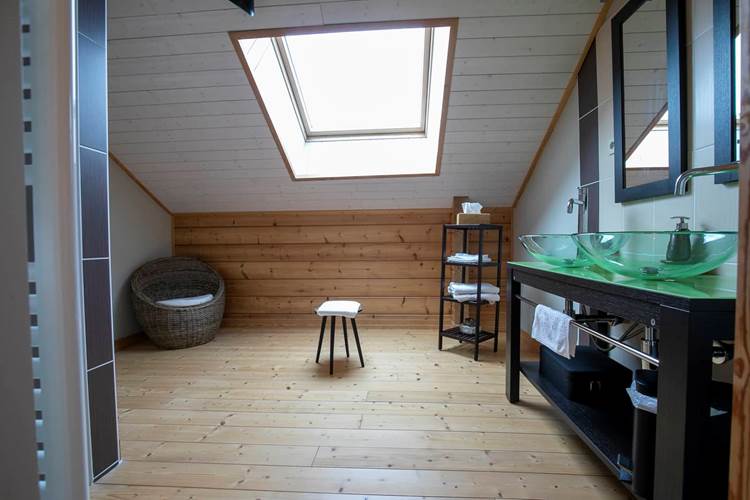 Ô refuge divin - piscine chauffée couverte, pétanque, mini golf, ping pong...