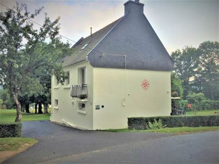 Maison de location à Caurel pour vacances authentiques en Bretagne intérieure