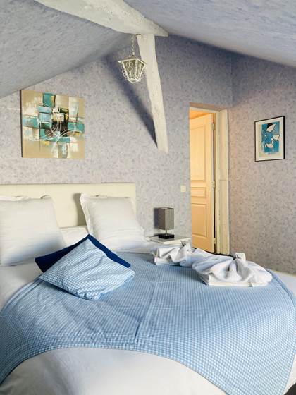 Vue sur la porte de communication