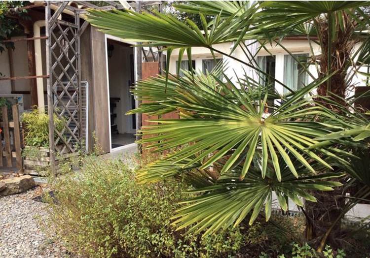 Bignone entrée  terrasse privée