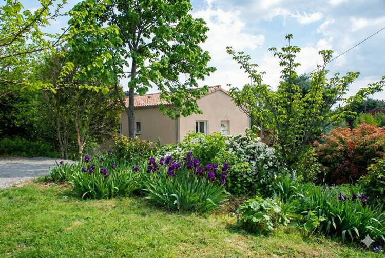 ombrebleuedufiguier-gîte-cerisiers-façade - Grande