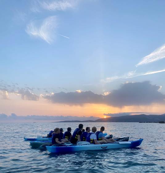 Abbartello canoe de mer kayak Corse coucher de soleil