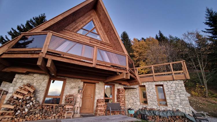 VUE D ENSEMBLE DU CHALET