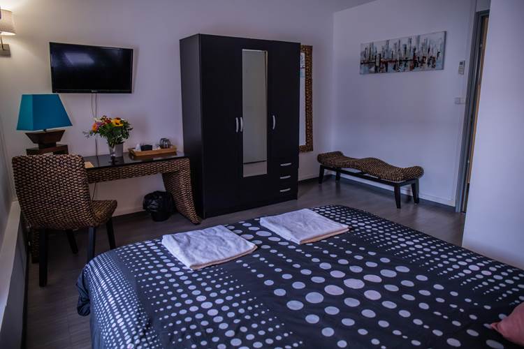 Chambre 3 Vue du Lit