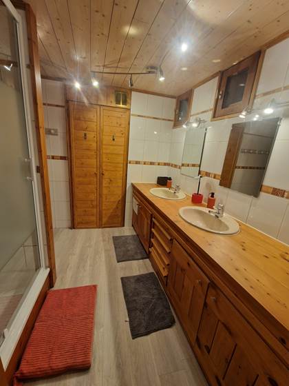 SALLE DE BAIN POSSIBLE AUTRE VUE