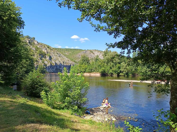 Les berges de la Dordogne